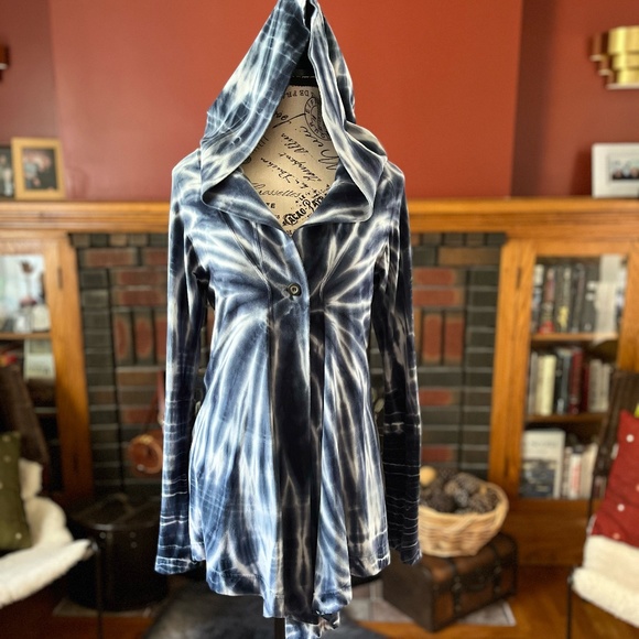 XS Hard Tail Yoga Wrap/Cardigan - Picture 3 of 9